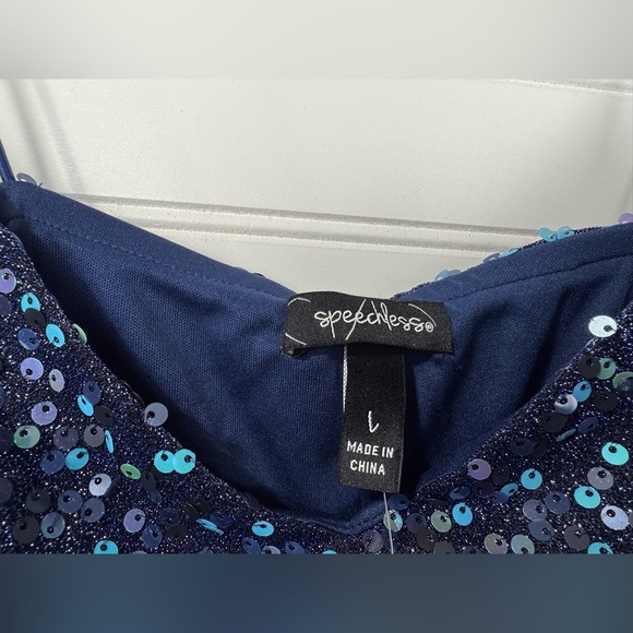 Speechless blue juniors sparkly sequined ruched mini dress. Size L. NWT - Picture 4 of 4